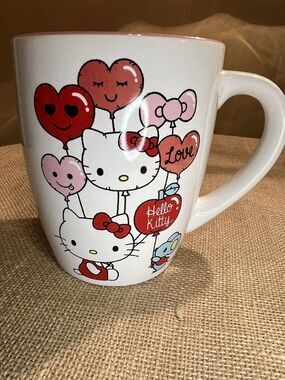 Sanrio HELLO KITTY Love and Hearts LARGE 25 oz Mug